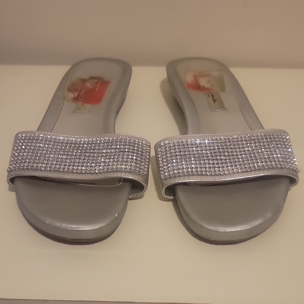 Elegant Silver Women's Slide Sandals